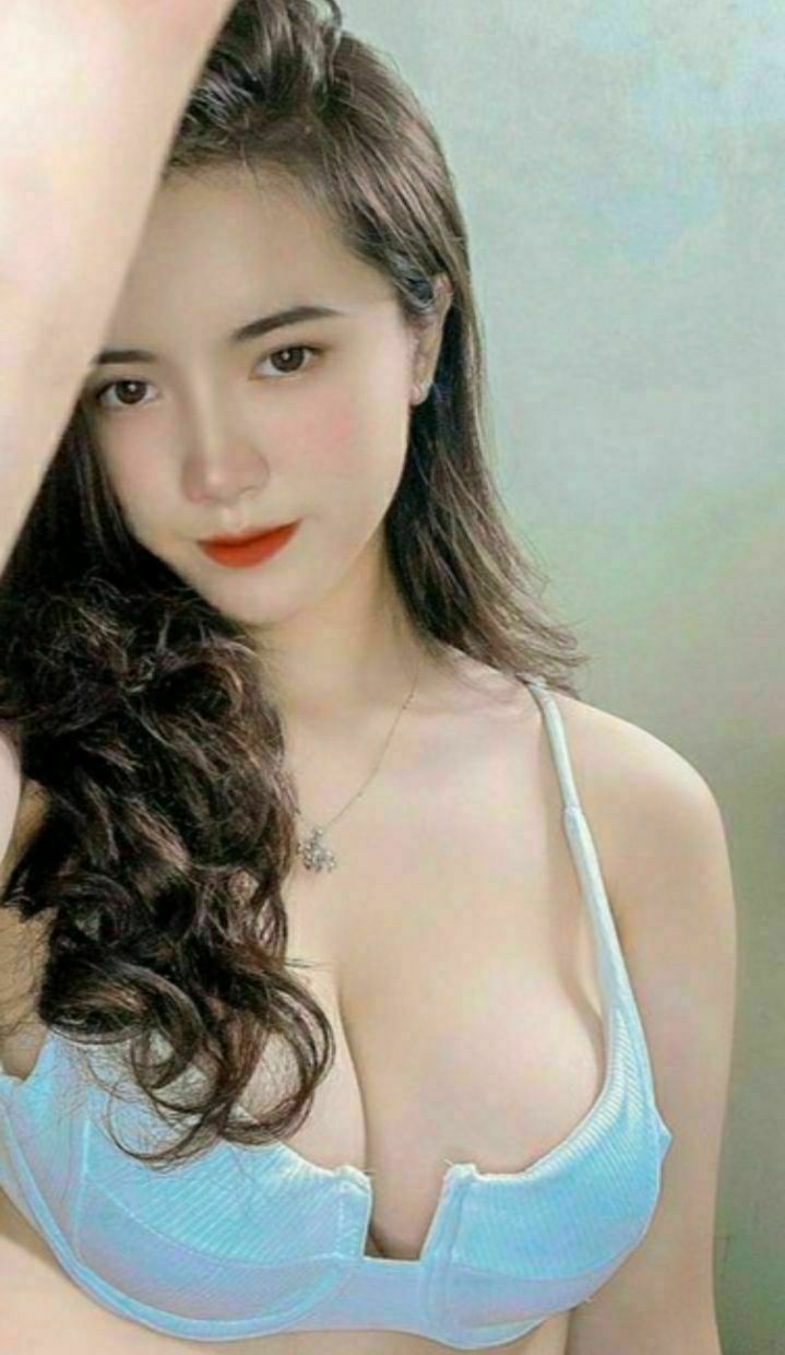 乡村丶寻花甜美大奶小少妇 喜欢慢慢玩隔着内裤揉穴 脱掉舔逼埋头口交 张开双腿进出大力猛操